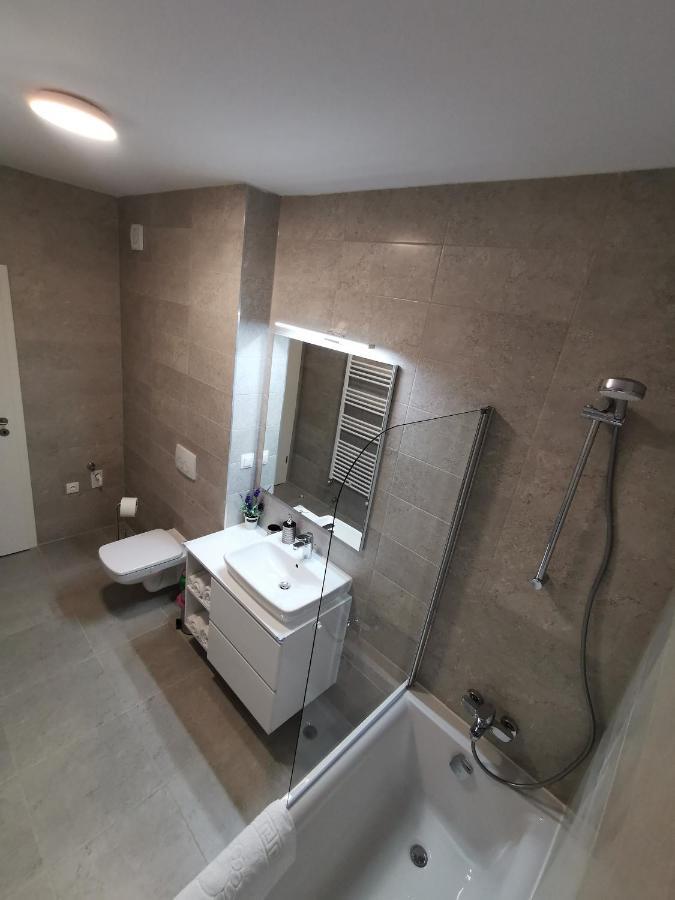 Kronbed Apartments Brasov Exterior photo